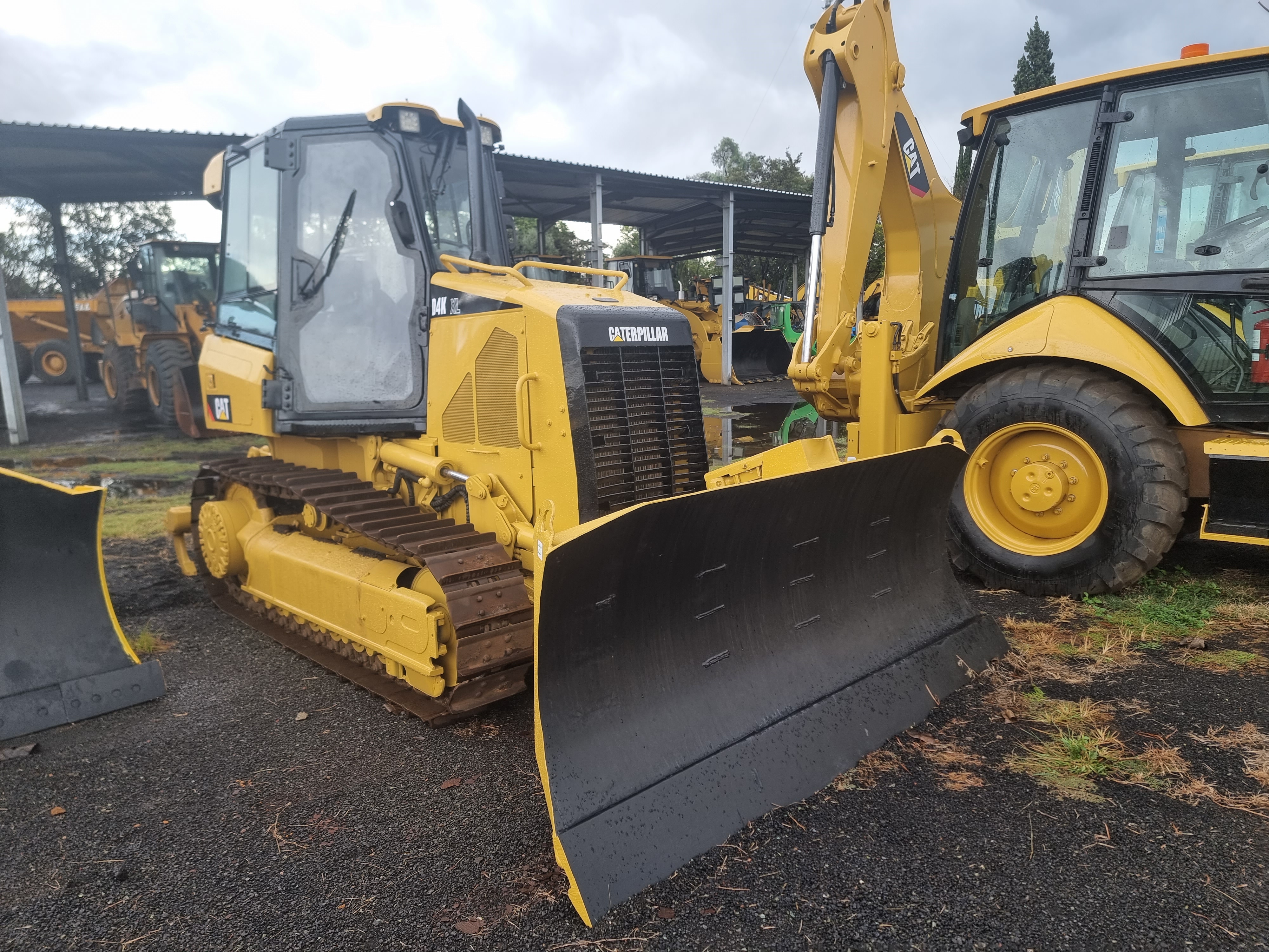 CATERPILLAR D4XL DOZER