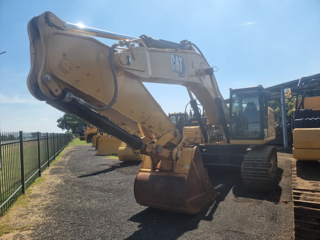 CATERPILLAR 336GC EXCAVATOR
