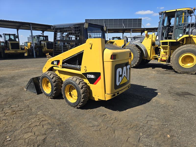 CATERPILLAR 226B3 SKIDSTEER