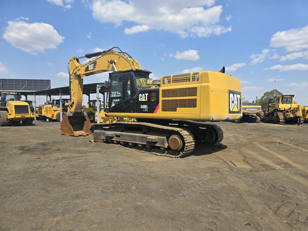 CATERPILLAR 349D2L EXCAVATOR