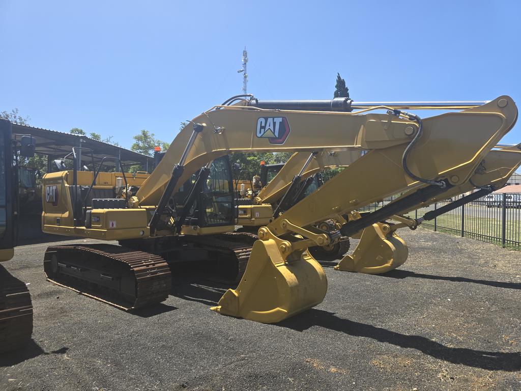 CATERPILLAR 320GC EXCVATOR