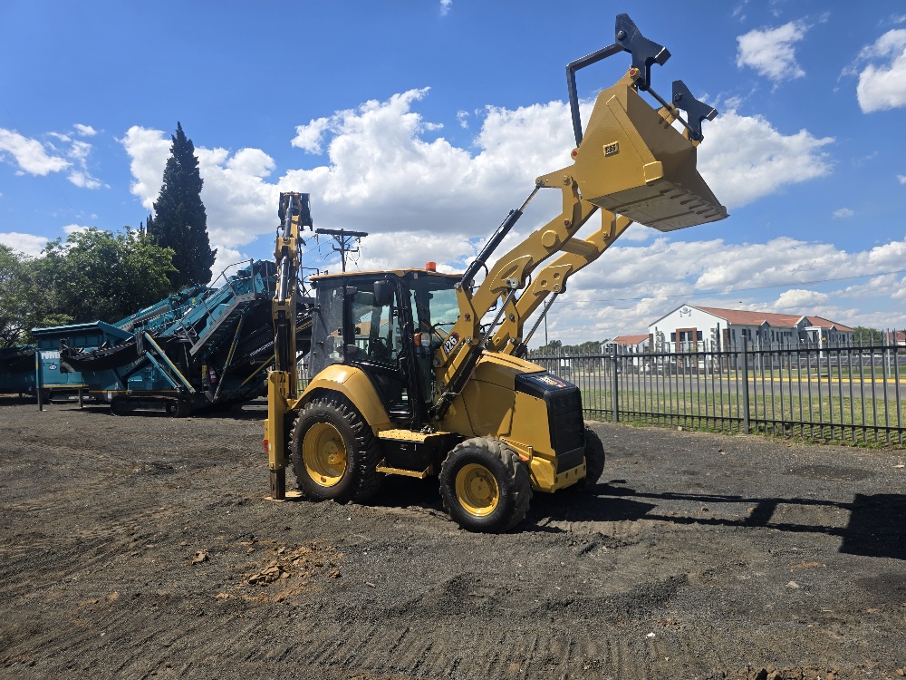 CATERPILLAR 426 TLB