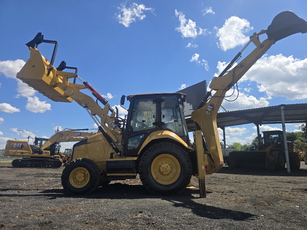 CATERPILLAR 426 TLB