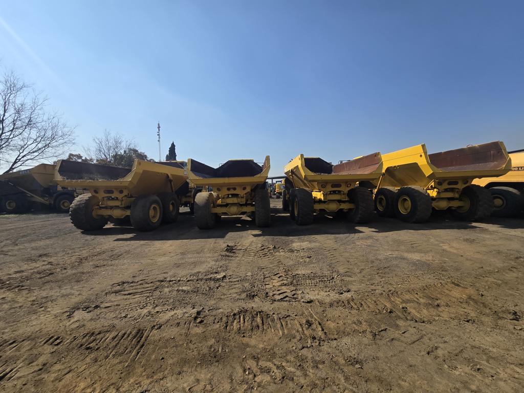 BELL B30D DUMPERS
