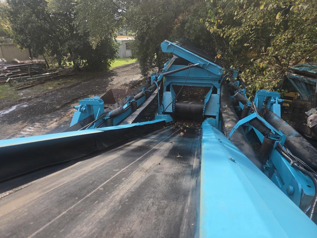 CHEIFTAIN 1400 SCREEN