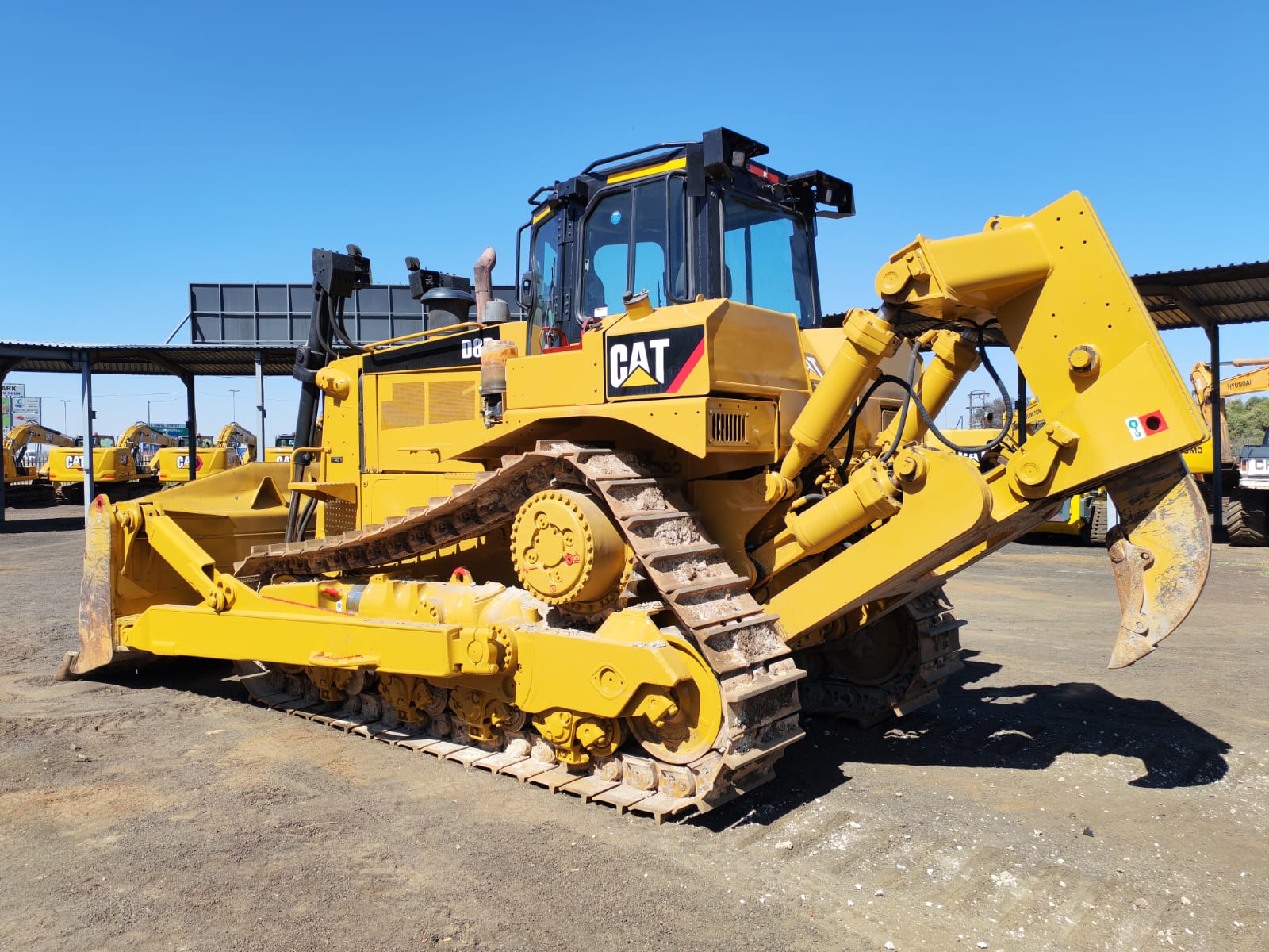CATERPILLAR D8R DOZER