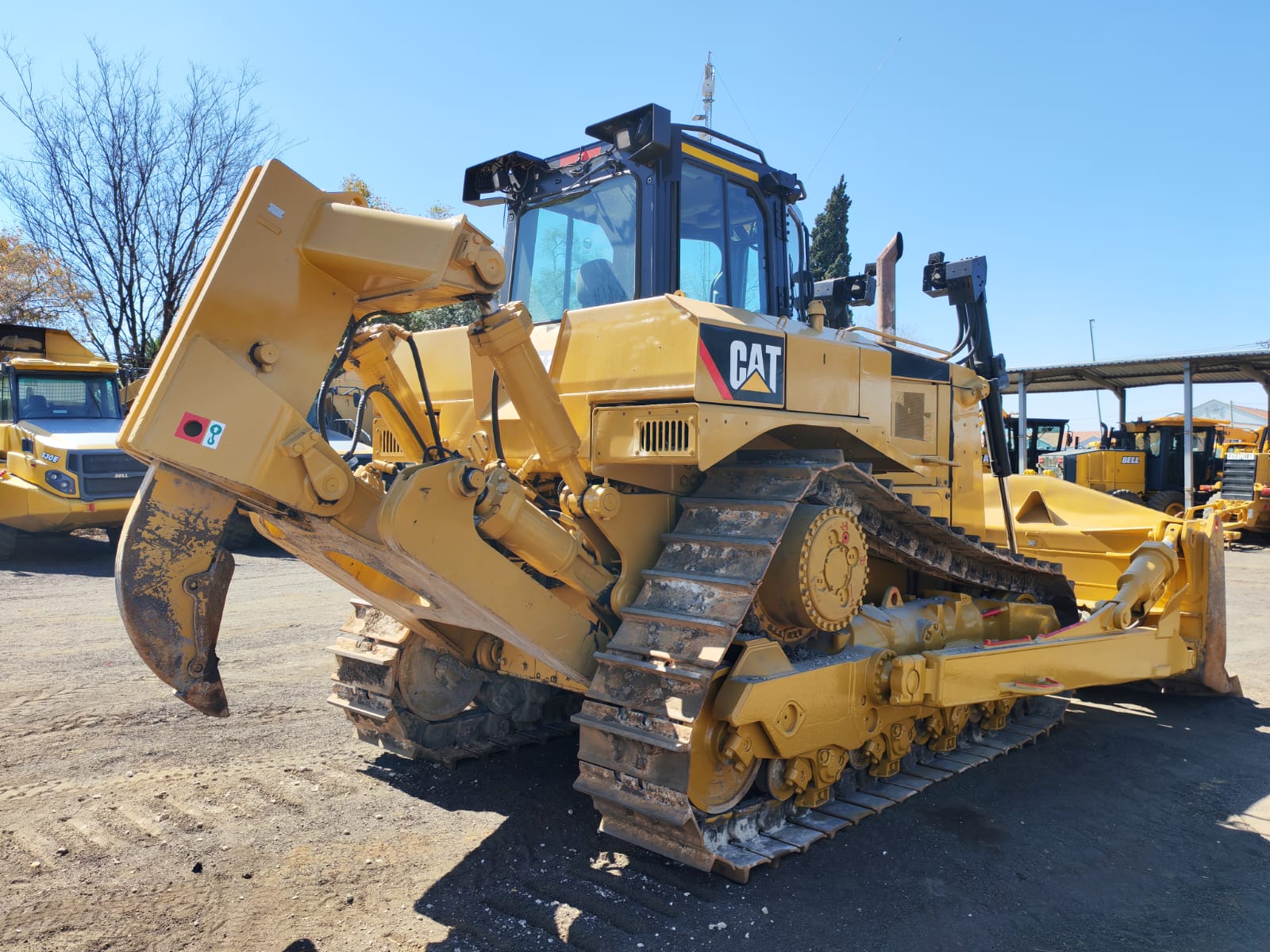 CATERPILLAR D8R DOZER