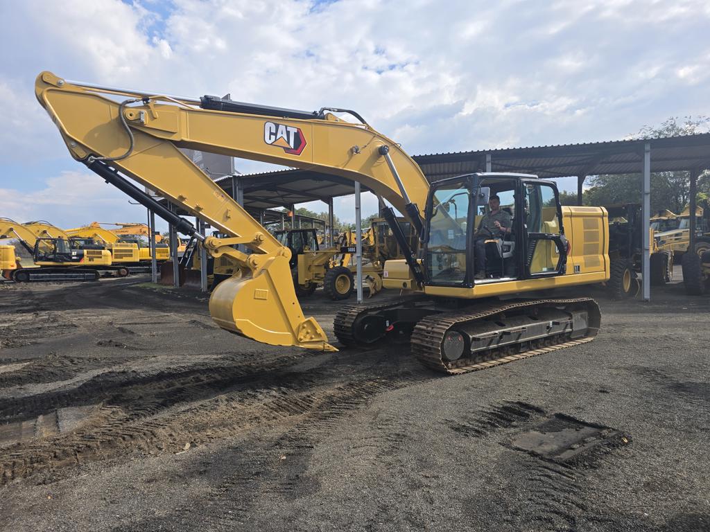 CATERPILLAR 320GC EXCVATOR