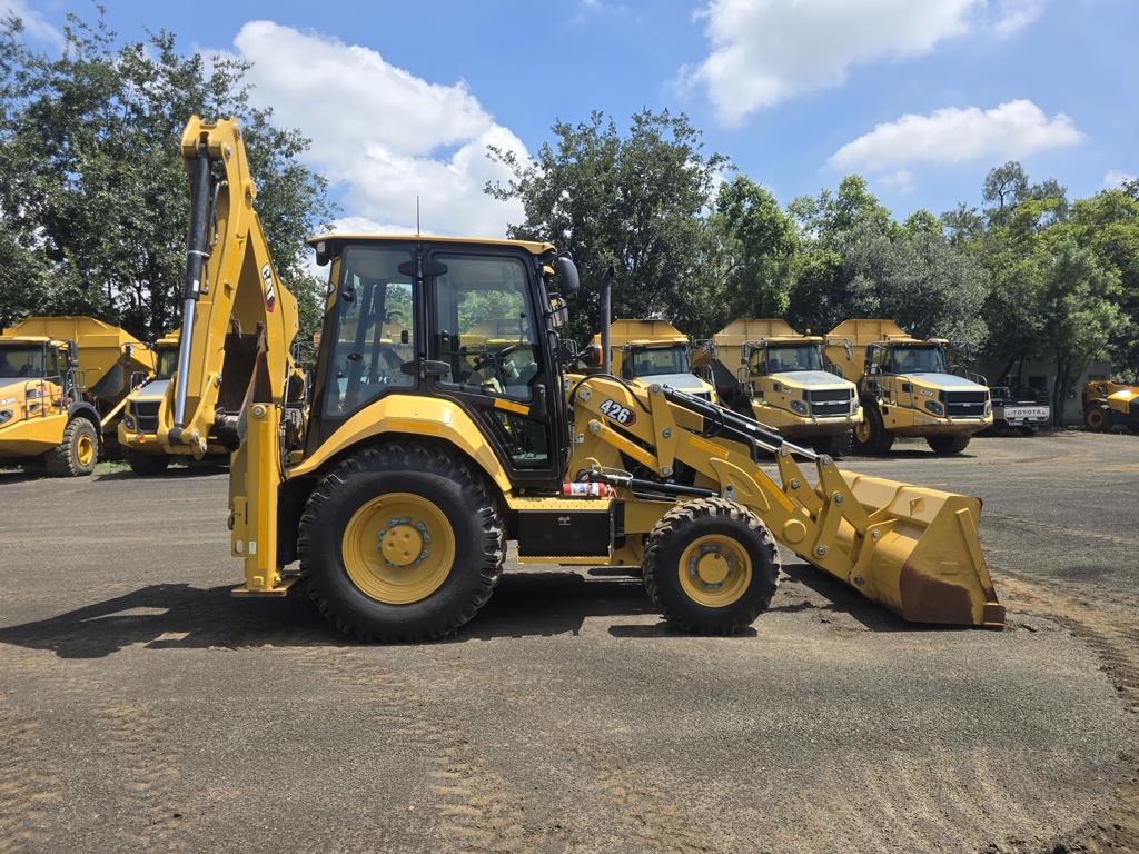 CATERPILLAR 426 TLB