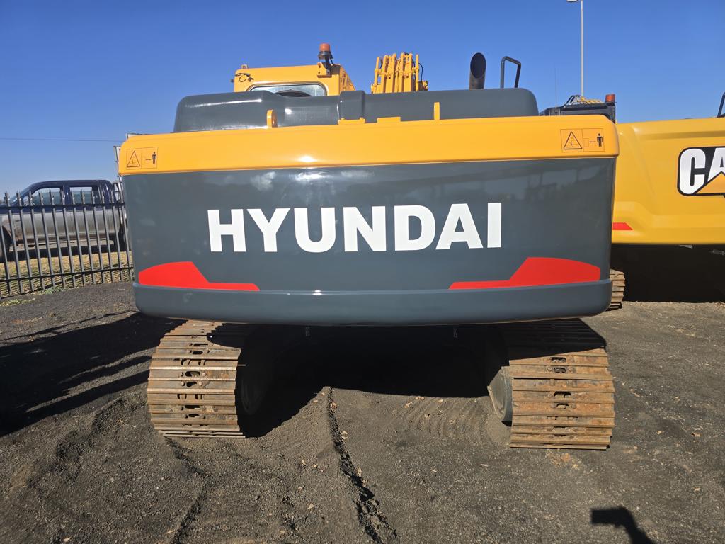 HYUNDAI 225LC-9SH EXCAVATOR